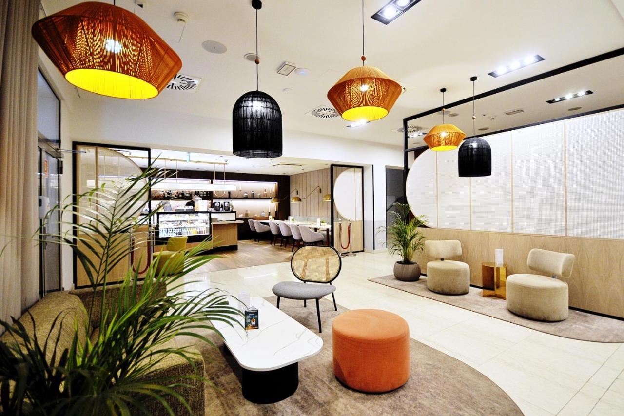 319 W Royal Tulip Sand 200 M Do Plazy Dobruk Apartamenty 科沃布热格 外观 照片