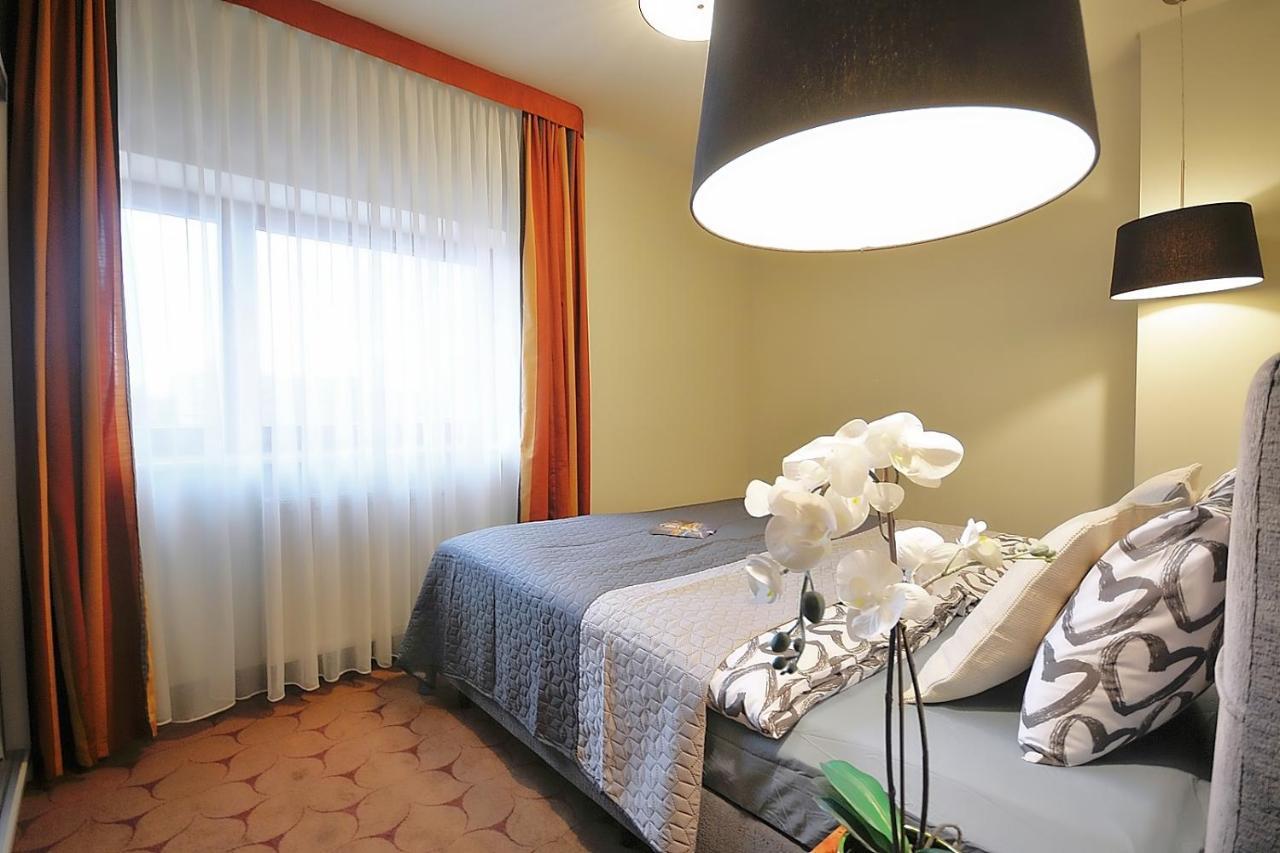 319 W Royal Tulip Sand 200 M Do Plazy Dobruk Apartamenty 科沃布热格 外观 照片